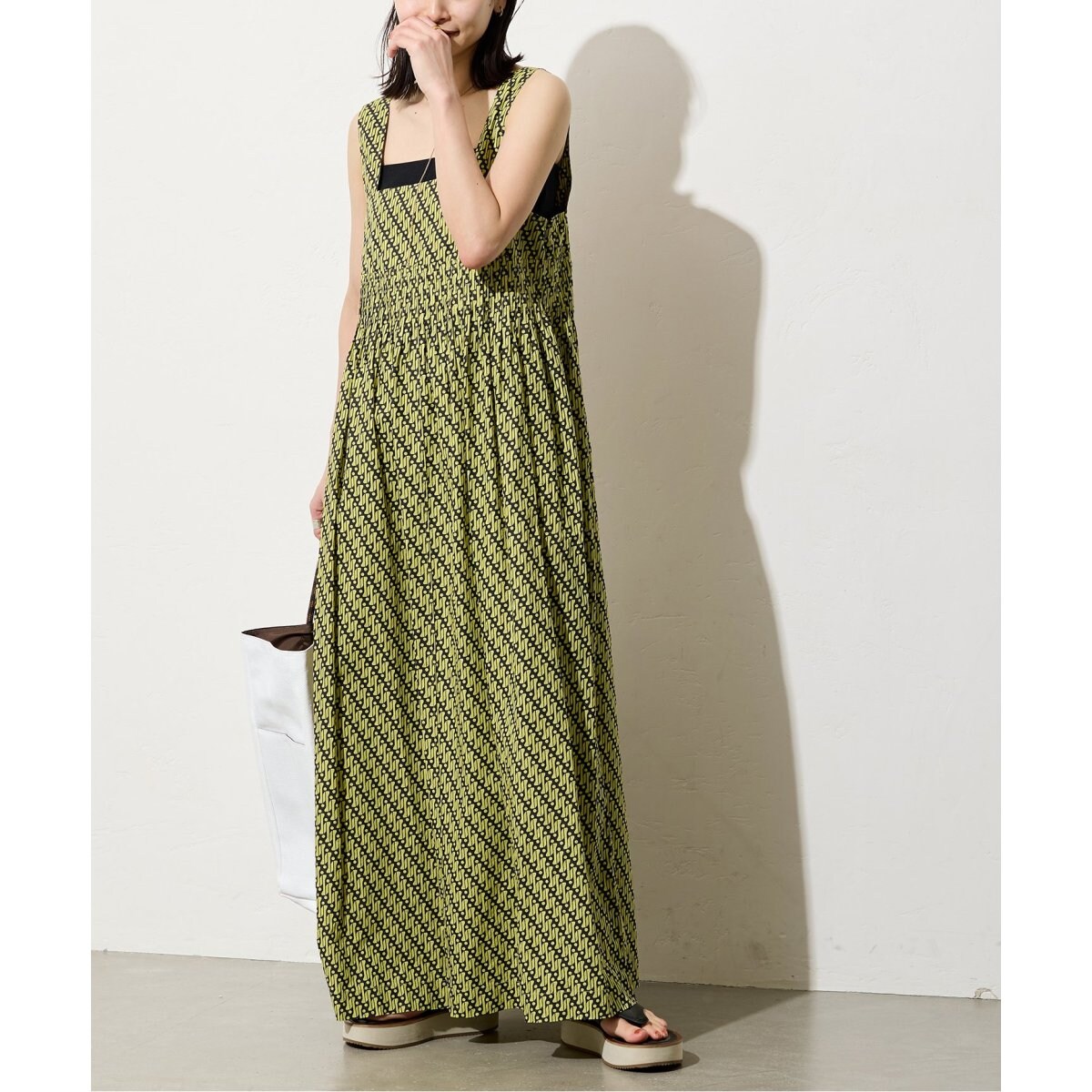 レディース ZARA ビーズディテールマキシトートバッグ