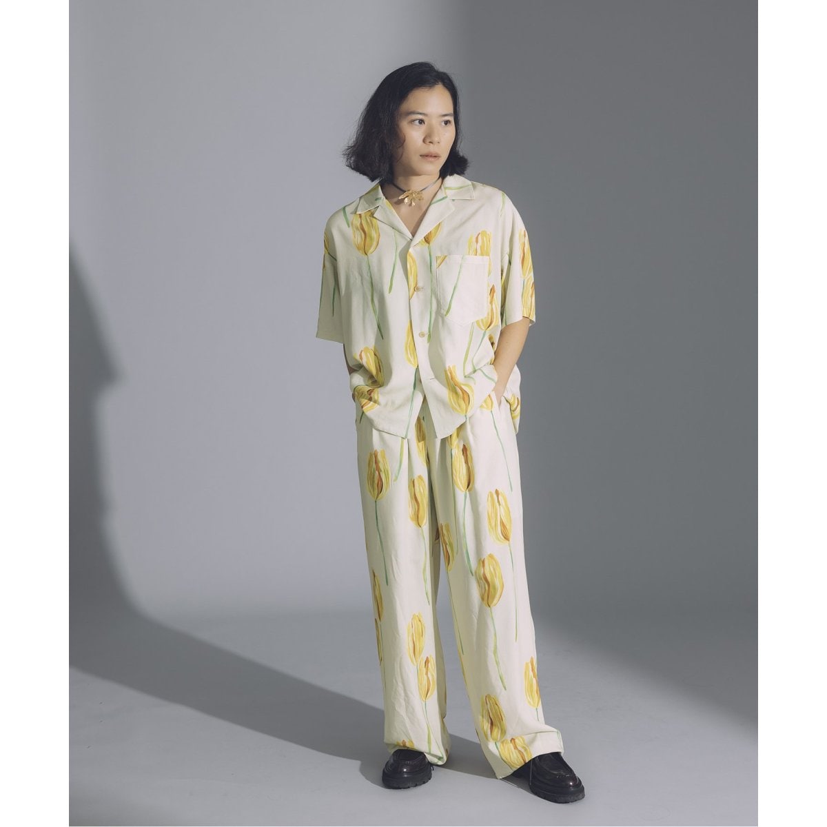 【TOLIGHT×JOURNALSTANDARD】チューリップ柄パンツ36 TOLIGHT×JOURNALSTANDARD】チューリップ柄パンツ36 - メルカリ