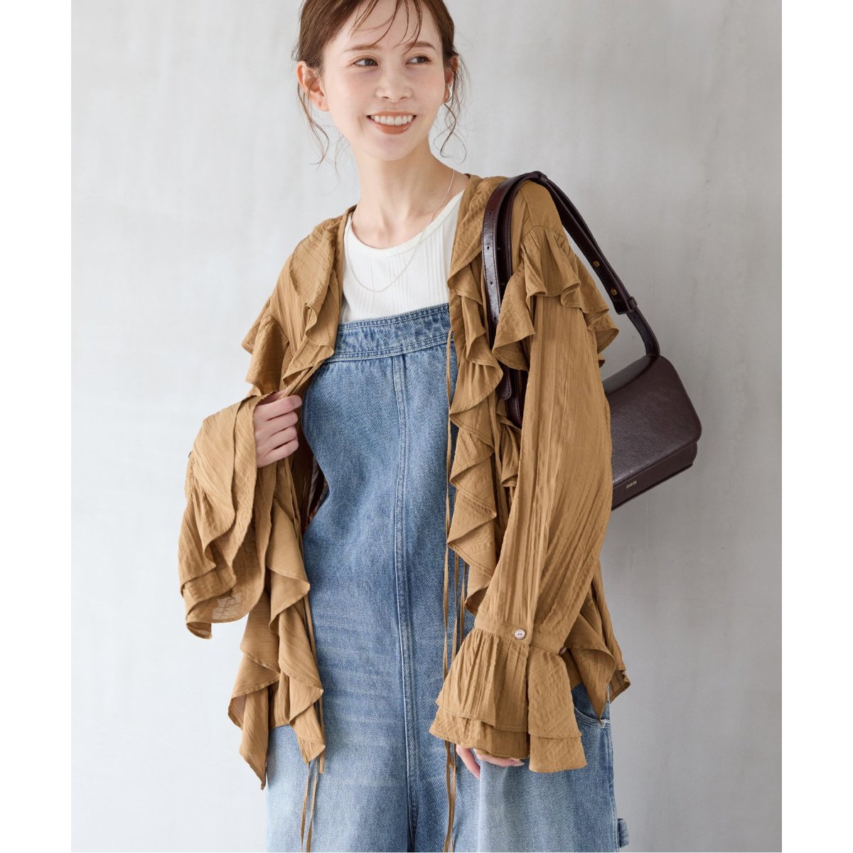 最大10%OFFクーポン ライトクロスラッフルブラウス | ジャーナルスタンダード トップス