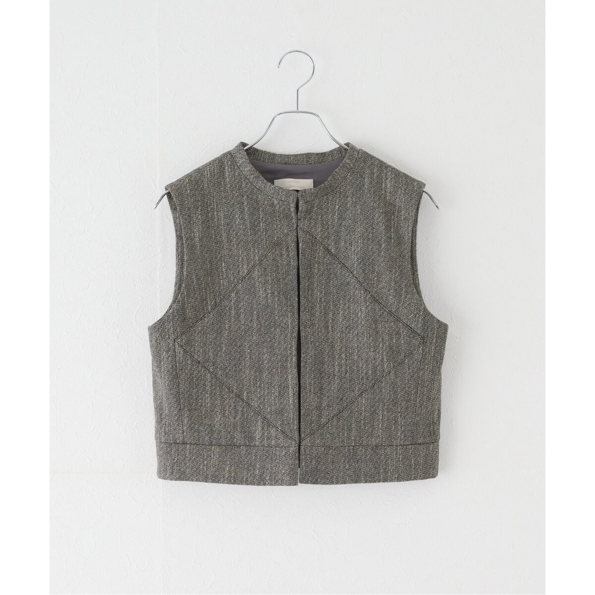 AMOMENTO / アモーメント】WOOL PANELED CROP VEST AM24FWW0