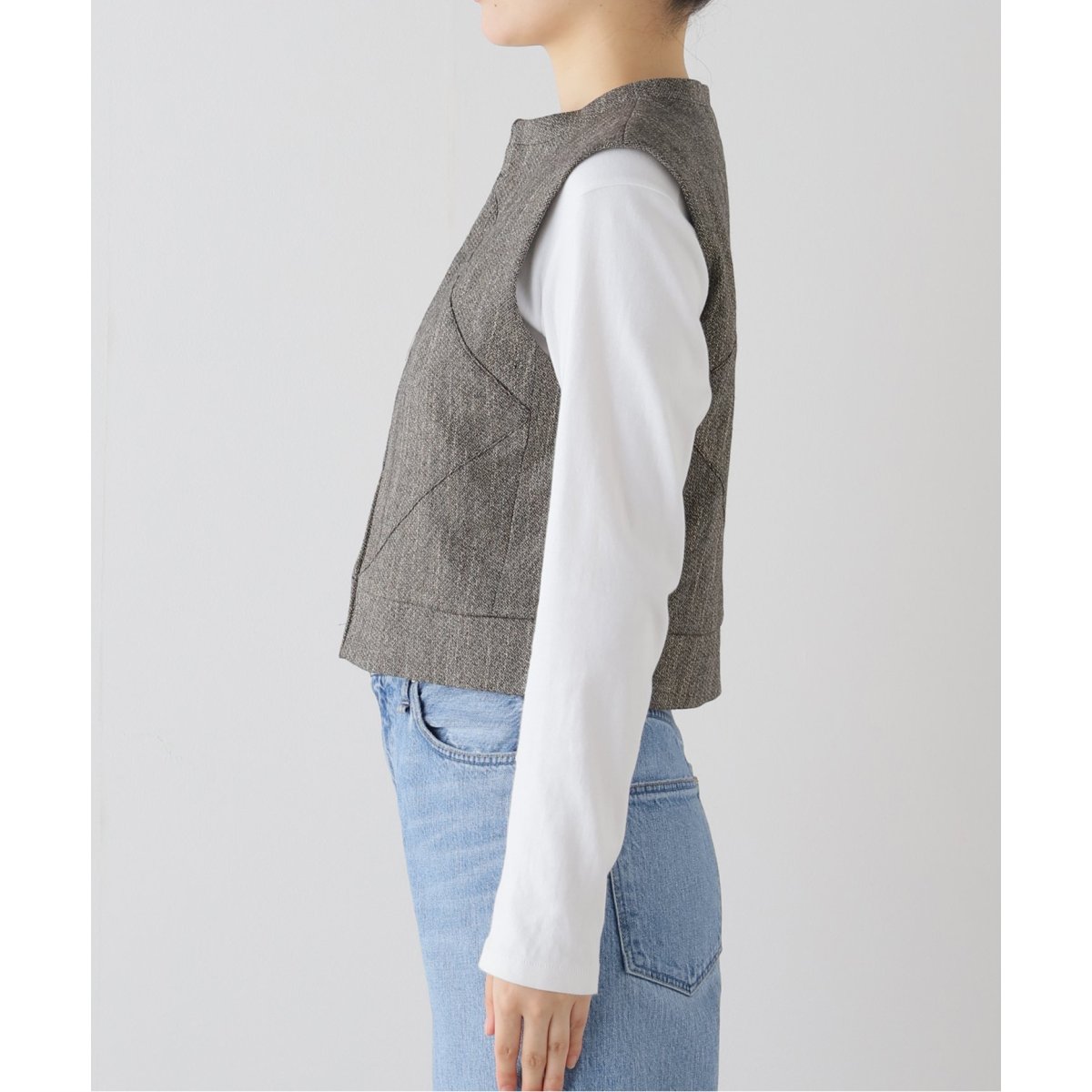 AMOMENTO / アモーメント】WOOL PANELED CROP VEST AM24FWW0