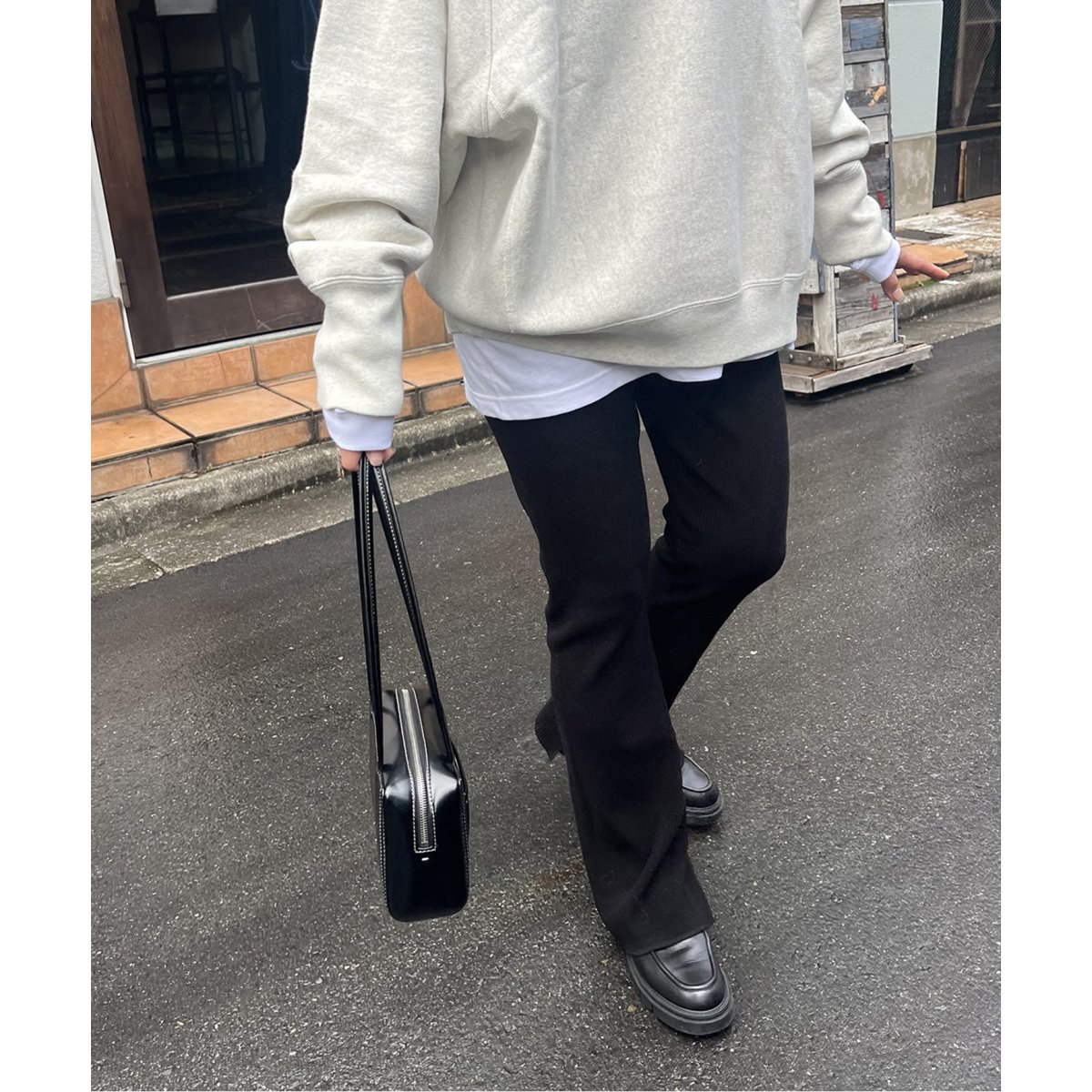 ウールライクハリヌキ微フレアパンツ | ジャーナルスタンダード