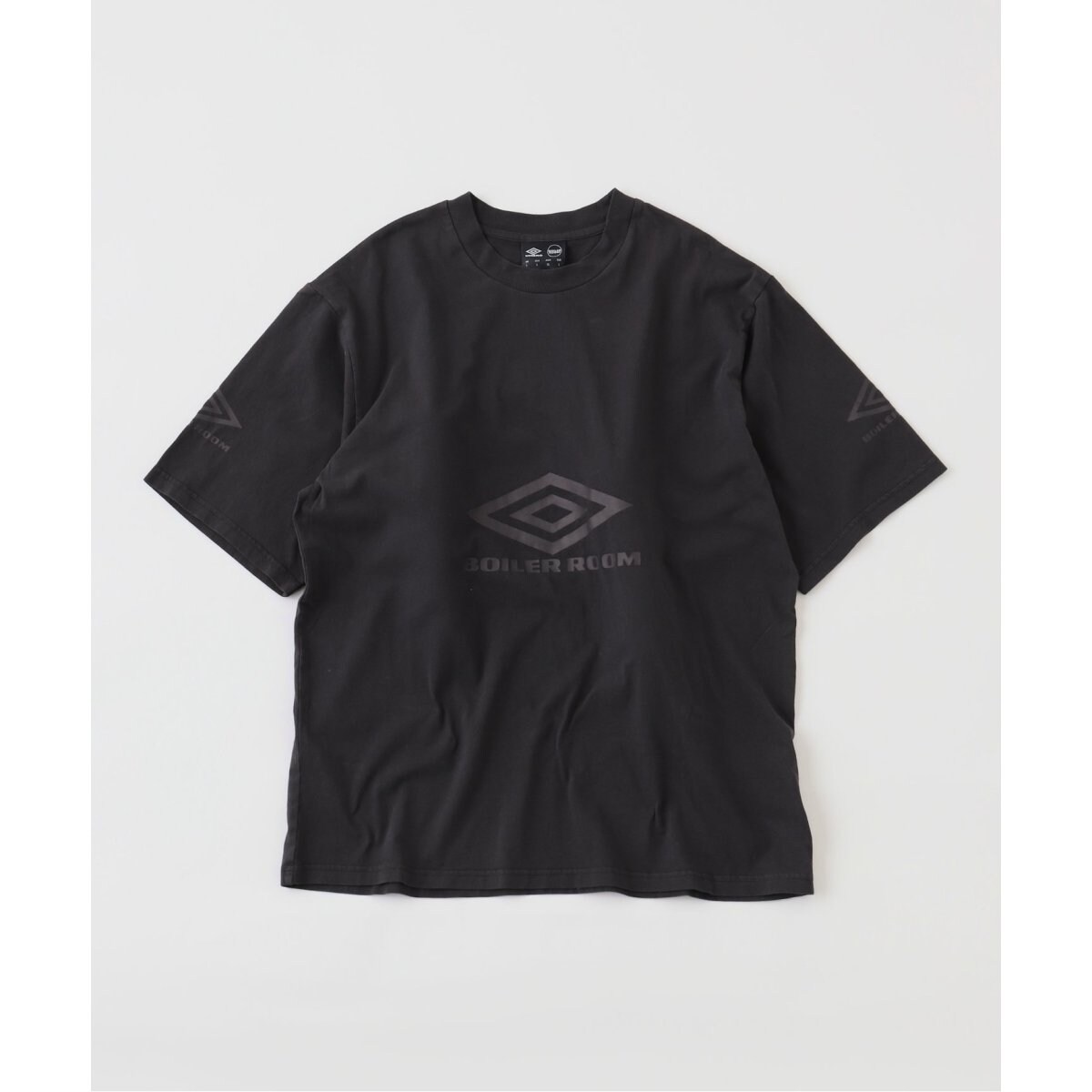 BOILER ROOM x UMBRO WASHED T-SHIRT BLACK | ジャーナル