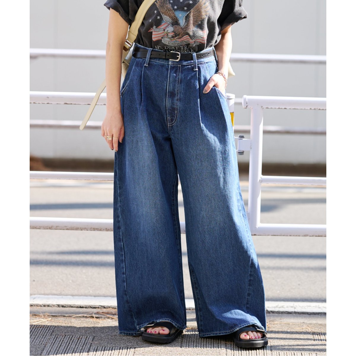 ジャーナルスタンダード　2タックワイドデニムパンツ　38 JOURNAL STANDARD ジーンズ デニム デニムパンツ 「追加」2