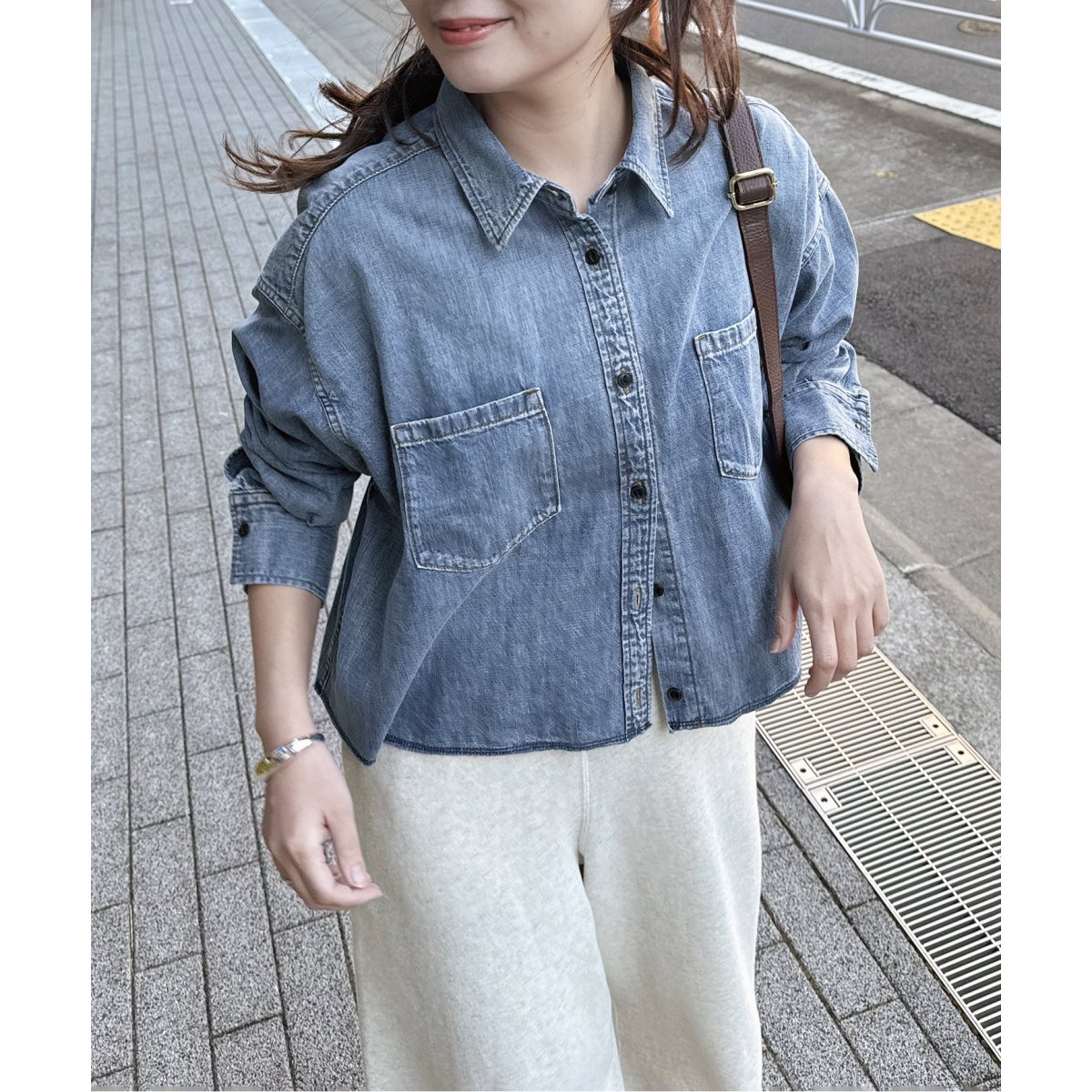 JOURNAL STANDARD ライトオンスデニムクロップドシャツ 追加予約》ライトオンスデニムクロップドシャツ（シャツ