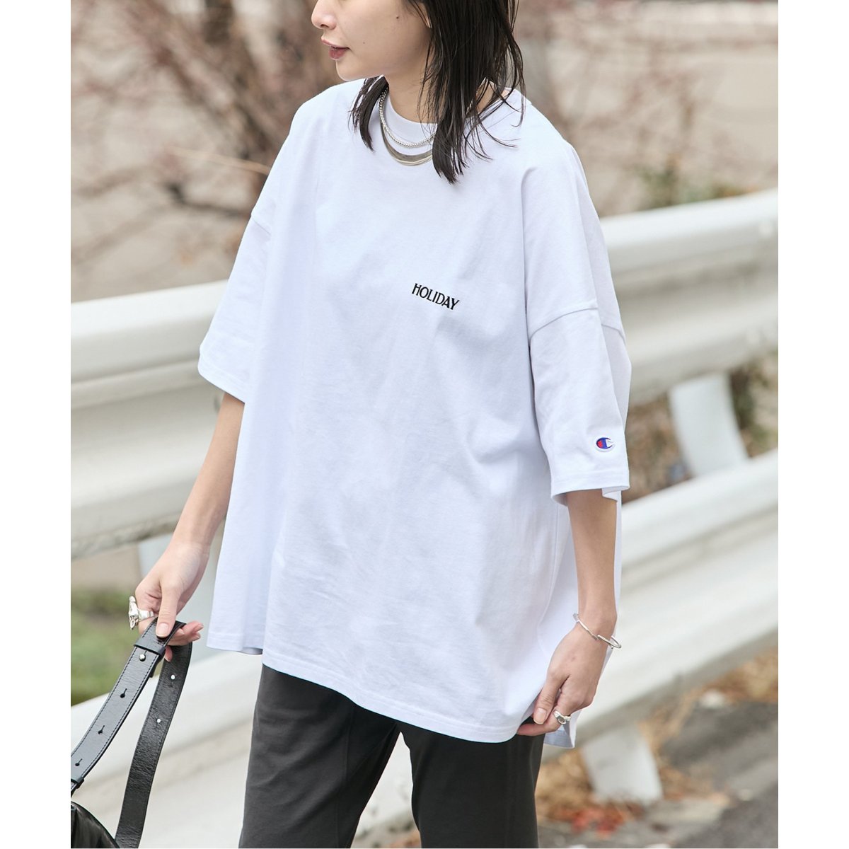24時間限定タイムセール □【CHAMPION×JOURNAL STANDARD Tシャツ HOLIDAY】 by トップス