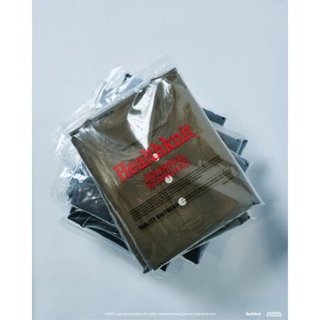 [^:25071610000930]Healthknit*JS Henry neck TEEł͂܂܂ȃuhw[lbNTVcoꂵĂ܂ǍcƂ̂Healthknit̃w[lbNB20IAȃ[J[B̃A_[EFAƂĒaANɂ킽ǂoČ݂ł̓JWAEFAƂĂ̐lXɈĂ܂B1Iɂ킽AԂƂĐe܂ꑱHealthknit̃w[lbNB̖͂̈́AςʕiƂ肪l܂Ă邱ƂłB̕ʒf́AÔ̂ƔׂĐgVFCvAɖl󂯂TCYɁBCCfA^tłƂnIBSnQŁAJWAȂiȈۂ^ꖇłBNĂ̖͂AБ̊Ă݂ĂBfޑIєꂽU.S.Rbg(Ė)gpA̗ǂhCȒSnĂ܂BOpen-End YarniajƌĂ΂AC𗘗pS͂ŖaтsgpĂA@ۂ̊ԂɋC܂ނ߁Aӂ犴AhCł肵d߂̕ɂȂ̂łBpd˂邲Ƃɑ̂ɓ݁AƓ̕𑝂Ă܂B܂Aɐn҂ݏグuۓ҂݁v̗pBDڂɐGȂ߁AXgX̂ȂKȒSnƂbg܂ByHealthknit / wXjbgz1900NAJEelV[BmbNXBōiȃA_[jbgEFA[J[ƂĒa܂BEIɗLȃAJ암̏㎿ȌaсA\[CO܂ňтYǗ̉Ő삳A\IȃACeł3{^̃w[lbNTVćAAJx[VbNA_[EFÃvgI݂ƂĂ܂BQ̒Sn̗ǂ琢E̐lX爤V܃uhłBД̔J[F[J[J[ubN(001)FBLACKO[A(007)FCHARCOALzCg(010)FWHITEJ[L A(037)FKHAKIД̔TCYF[J[TCYM(803)FML(804)FL舵ɂẮAiɂĂ戵\ɂĂmFBƖ̊֌WɂAۂFČꍇ܂B܂p\REX}[gtHȂǂ̊ɂA኱iƉ摜̃J[قȂꍇ܂Bi̐F́AiAbv摜QƂB