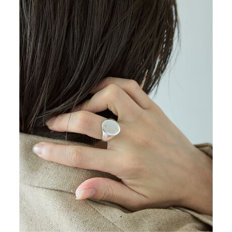 [^:25091400009040]y2025 AWzJOURNAL STANDARD̑݊VOlbgOBꂩfUCNAɂ͂ȂdオɁB{ɂČ×艏N̗ǂƂꂽ n B́A^AD낳AARzȂǁAlXȏےIȈӖ܂Bt@bVƂāAƂāAƂāAXpOłBSilver925L̈NĂoNωyłByJSjewelryzV[Y͉LiԂɂȂ܂i:25091400007040yJSjewelryzS925/K18 wave ringi:25091400008040yJSjewelryzS925 dot ringi:25091400009040yJSjewelryzS925 signet ringi:25091400010040yJSjewelryzS925 38cm p[lbNXi:25091400011040yJSjewelryzS925 60cm GbglbNX舵ɂẮAiɂĂ戵\ɂĂmFBƖ̊֌WɂAۂFČꍇ܂B܂p\REX}[gtHȂǂ̊ɂA኱iƉ摜̃J[قȂꍇ܂Bi̐F́AiAbv摜QƂB