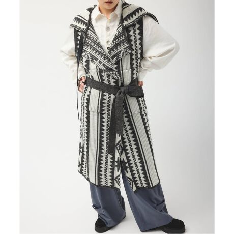 [^:25080410002230]y2025 AWzJOURNAL STANDARDJ[ɂĕД̔J[F[J[J[zCgx[X(182)F*ہTCYɂĕД̔TCYF[J[TCYt[(009)FFuLa Maison de LyllisvuLYvfUCi[MIKA KASAIƃW[iX^_[h̃R{iBE̗ʂoNGCVɌȂhƌ̂́AuLa Maison de LyllisvuLYvfUCi[̊̂BȊ񂪁AmƂEEEHɎĂ̂͂܂ĂƂޏ̃[h[uC[WABe[Ŵ悤ȁA̗NʂȃR{[VB킩痷܂łV[XɂȂACełBCsȋG߂łA܂܂ȕ̏ɏd˂邱ƂŖhƃX^CO̕CɍLĂjbgWBg`WPbgAjbgɍ킹AOׂė߂ăs[XƂĒĂʔB{^̗ߕ⃌U[xg̃fBe[ŃAW͖BobNX^C̃Z[[J[Aɂ͂ȂfUC|CgƂȂĂ܂BV[YŉLi܂B25010410001430@ʒyMIKA KASAIzTOOMUCH SLEEVE WASHED JACC25030410004530@ʒyMIKA KASAIzSLANK WOOL PARATROOPER PT25050410001830@ʒyMIKA KASAIzPATCH BUTTON LINEN WOOL SH25051410000230@ʒyMIKA KASAIzSLANK WOOL BUSTIER25080410002030@ʒyMIKA KASAIzDOUW BODYSUIT25080410002230@ʒyMIKA KASAIzDAUW LONG KNIT GILET25092410006730@ʒyMIKA KASAIzATTACH POCKET BAGyMIKA KASAI/~J JTCzLa Maison de LyllisfUCi[ ́Bw@ApfUCȑƌAeЖXqfUCi[oāALa Maison de Lyllis2014NɃX^[gBɓƊwŖ،^gp̂Ȃ̎@ł̖Xqn߂BfBt[WCƂȂLY2025NX^[gBXqƗm̃oXɓɒ͂AXqPȋ݊̔ƂƂɐgɂl̃ACRƂȂ悤ȃACeĂĂB舵ɂẮAiɂĂ戵\ɂĂmFBƖ̊֌WɂAۂFČꍇ܂B܂p\REX}[gtHȂǂ̊ɂA኱iƉ摜̃J[قȂꍇ܂Bi̐F́AiAbv摜QƂBpX^btF162cm@pTCYFt[ڍגpX^btF162cm@pTCYFt[