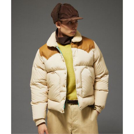 [^:25011610005230]ROCKY MOUNTAIN FEATHERBED CROPPED CRISTAE^[fނ烉Ci[Ã݂[gAU[[NAhbg{^Ɏ܂ŁAׂĂ̑fނƃp[cIJOURNAL STANDARDGNXN[Vudl̃_EWPbgB25FWV[ÝAfB[XfɂNbvhx[XɁAY炵oXɍč\zʃfƂēoꂵ܂Buh̃A[JCuXyNgȂAFfBe[ЂƂJɌAIȃVGbgƐ▭ȏ䊴ɃAbvf[gBTCY40E442TCYWJŁAWXgł[Yły߂鎩RȃtBbeBO\B蔲ꂽfނƐꂽfUCZAG̃XyVACełB yRocky Mountain Featherbed / bL[}Eez1960N㔼ɃAJw̃EB^[][gƂĒm郏CI~OBWN\z[őnƂꂽJE{[C̃_EEGAuhBlCeBuAJ̃U[P[vQlɂpڂ̂Ȃ1ṽEGX^[NiONE UPPERjےIȈӏɂȂĂAA̐lCɂ₩ÃfBe[͑郁[J[قǁBuhɂtFU[xbhƂ͉Hт̐Q̈ӂŁA̕ۉ̍̂łB܂1974Nɂ́AA@\fނ̑㖼ƂȂĂGORE-TEXiR)fނp}Eep[J[XBAEghAuhƂĈނ邩ƎvꂽAcOȂƂ1980N㔼ɏŁB悻20N̎oāA35SUMMERS̎{ɂAʂꂽB Д̔J[F[J[J[uE(020)FMOCHAx[W(027)FLT BEIGEД̔TCYF[J[TCY40(040)F4044(044)F44舵ɂẮAiɂĂ戵\ɂĂmFBƖ̊֌WɂAۂFČꍇ܂B܂p\REX}[gtHȂǂ̊ɂA኱iƉ摜̃J[قȂꍇ܂Bi̐F́AiAbv摜QƂB