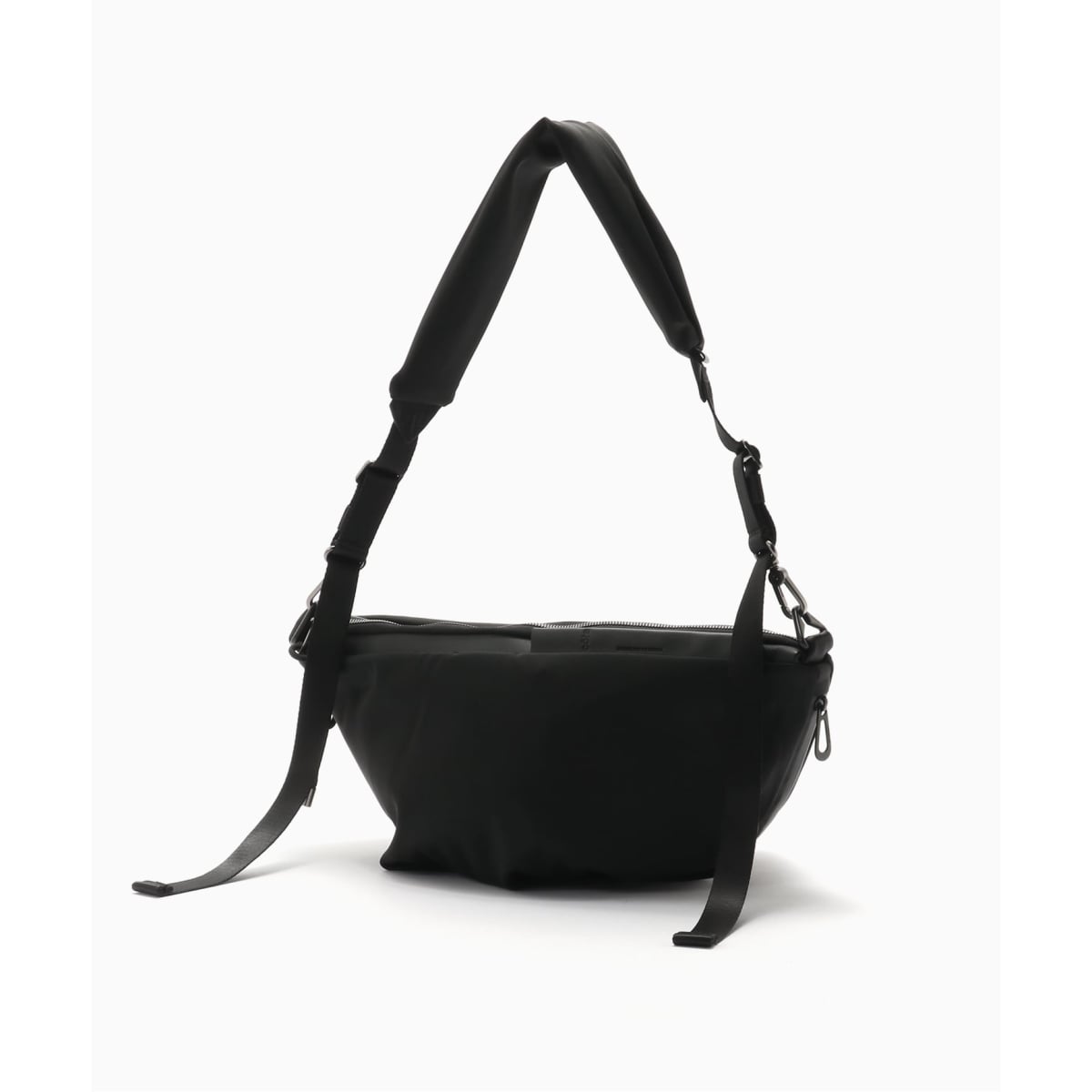 ERNEST W.BAKER / アーネスト ダブル ベイカー】Present Bag