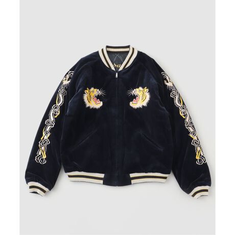 [^:25011610007830][J[iԁFTT15792̃X[׃jAWPbg̓AZe[gño[VudlÃoG[VƂĖщĤʒ(ׂ)ngf݂BȂ邱ƂŖh߁Ao[Vuʂ̃AZe[gɂ͒Ȃ邽߂̃LeBO{ĂByTAILOR TOYO / e[[mzX[xjAWPbgiXJWjƂ͐ԂȂAĕ{̋LOƂăIG^ȕihEՁEj⏊ĂAnȂǂ̃WPbgɎhĴn܂łB͓yYƂďiAenPXiPost Exchange̗ŕČRn̔X̒ʏ́jŔ̔悤ɂȂBÃX[xjAWPbg͂߂ƂߗiČRn֔[Ă̂Ae[[mimG^[vCYj̑Og̉Ёu`vłAX[xjAWPbg̐YSƂȂ1950Nɂ͔[VFA95p[Zg߂قǂłB`n܂蔼IȏX[xjAWPbg葱ĂTAILOR TOYOie[[mjBߐ̃u[ł͂ȂAXJW𕶉ƂČpĂ邱̃uhAXJW̃IWiłB舵ɂẮAiɂĂi\łmFBƖ̊֌WɂAۂFČꍇ܂B܂p\REX}[gtHȂǂ̊ɂA኱iƉ摜̃J[قȂꍇ܂Bi̐F́AiAbv摜QƂB