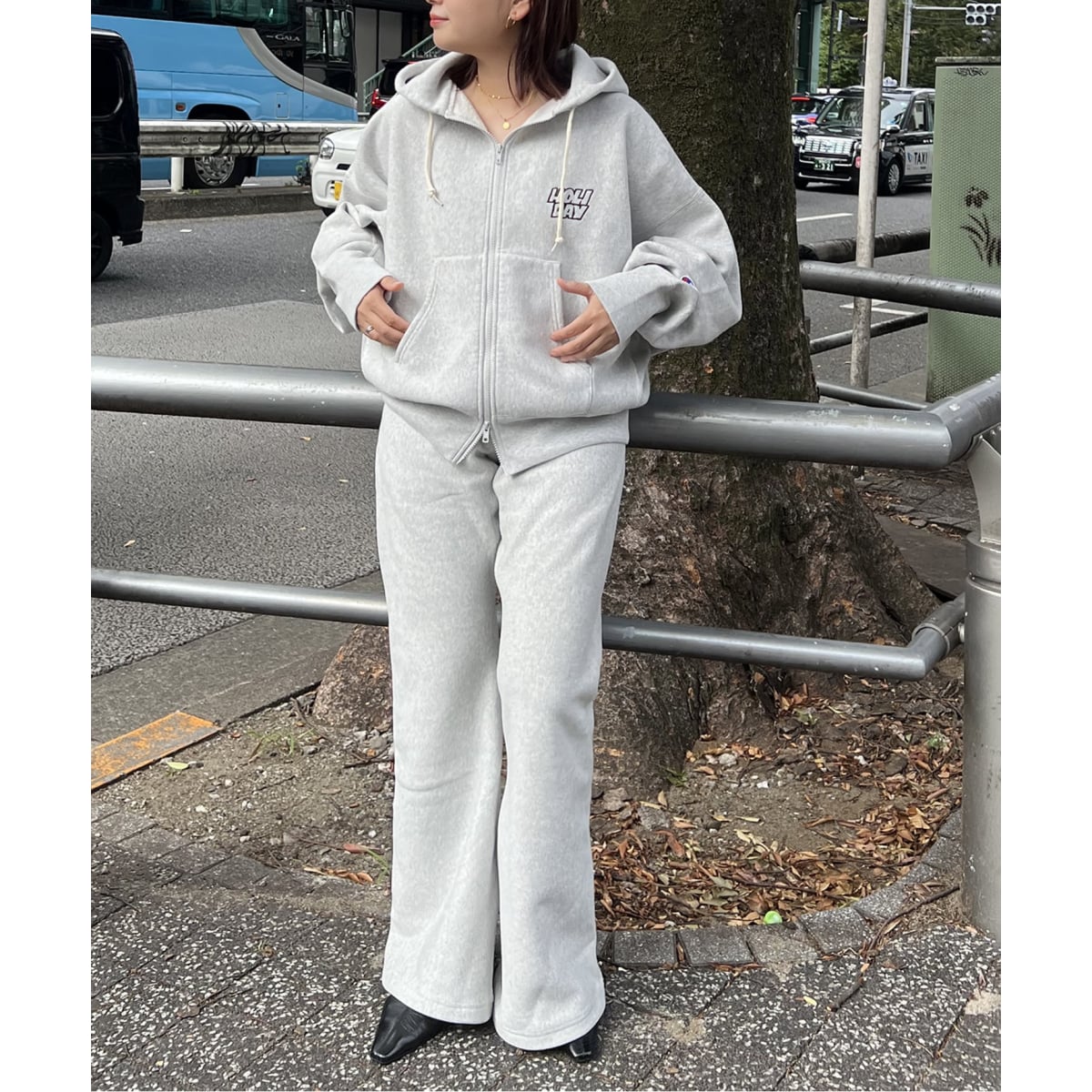 CHAMPION×JOURNAL STANDARD by HOLIDAY】フレアパンツ | ジャーナル