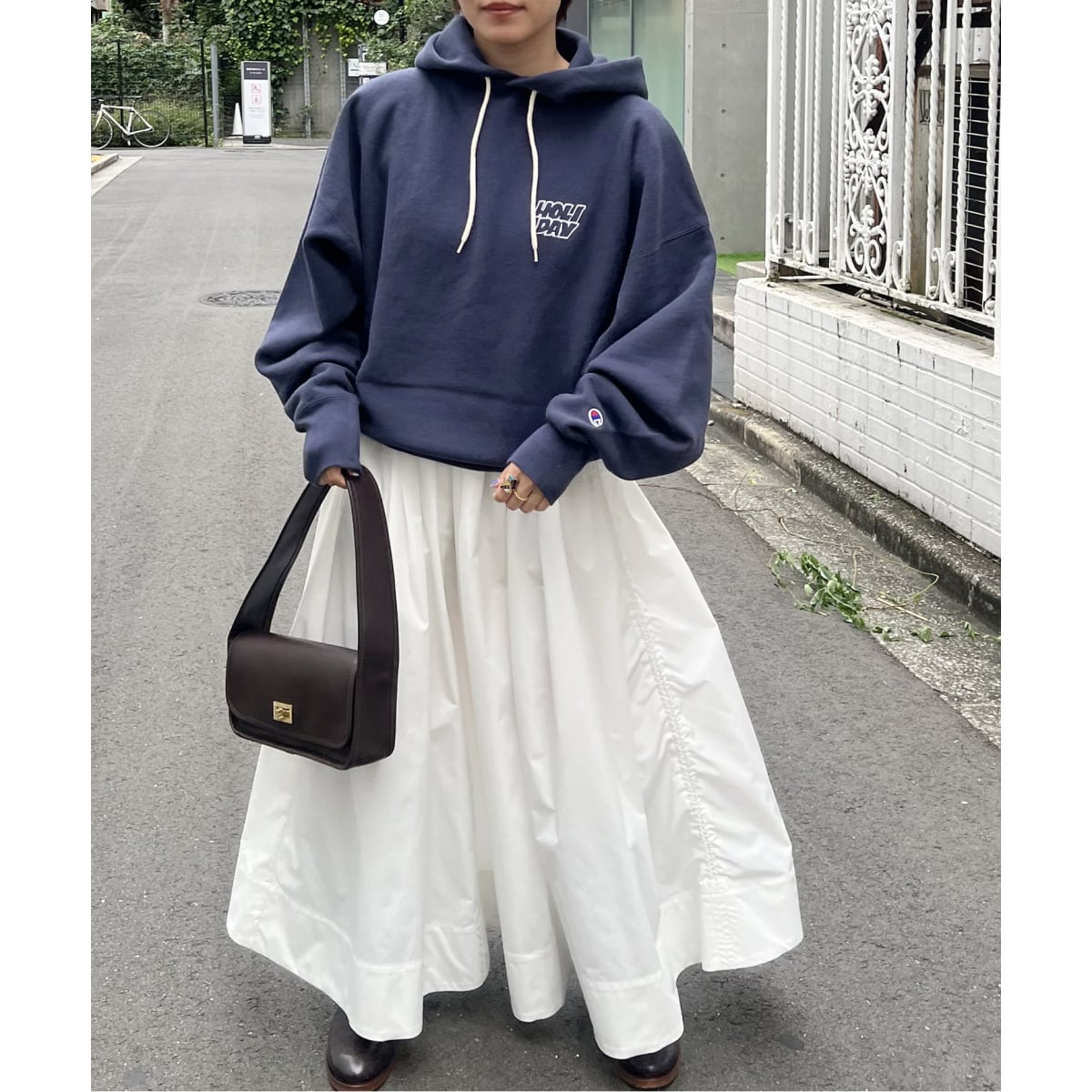 CHAMPION×JOURNAL STANDARDby HOLIDAY 別注【CHAMPION*JOURNAL STANDARD by HOLIDAY】ZIP HOODIE