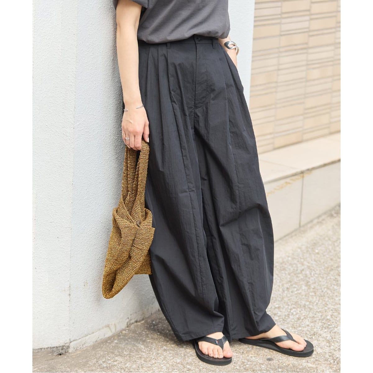MAISON EUREKA/メゾン・エウレカ】SLASH FASTENER PANTS:パンツ