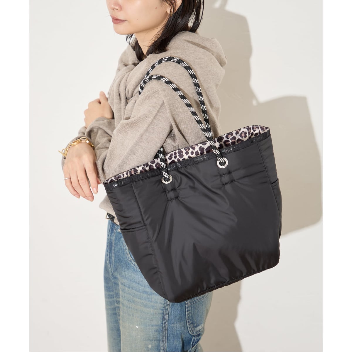 ジャーナルスタンダード(JOURNAL STANDARD) トートバッグ の一覧