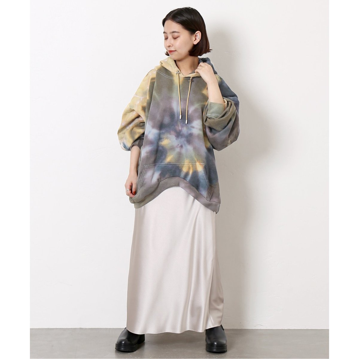 COLLINA STRADA/コリーナ・ストラーダ】ROUND HEM HOODIE：フーディー