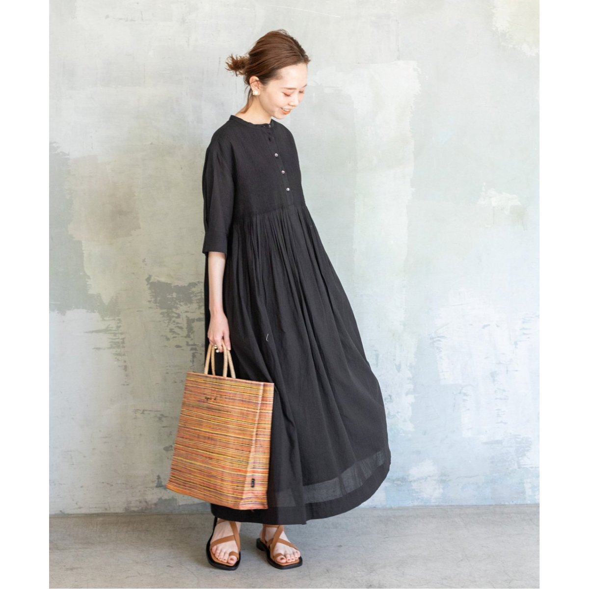 IENA コットンボイルピンタックシャツワンピース WEB限定追加》コットンボイルピンタックシャツワンピース