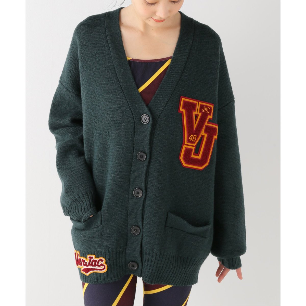 INSCRIRE/アンスクリア】VAN LETTERD カーディガン INSCRIRE INSCRIRE(アンスクリア) VAN LETTERD CARDIGAN ワッペン