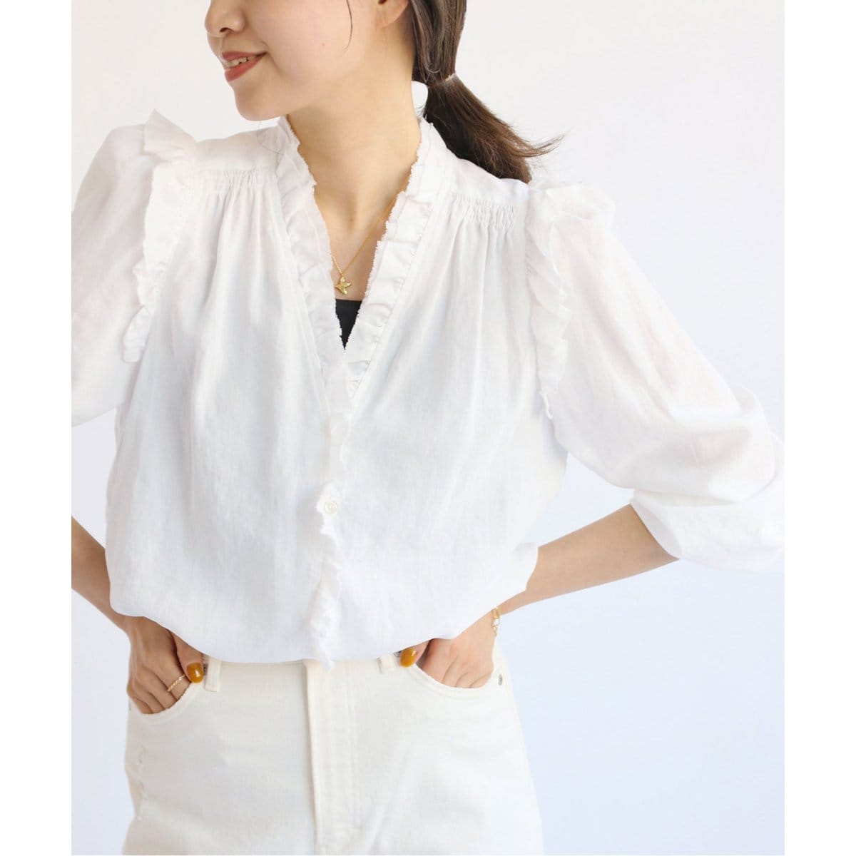 【美品】IENA イエナ コットンシュリンクフリルブラウス 2023年モデル　紺 追加2》コットンシュリンクフリルブラウス | イエナ(IENA
