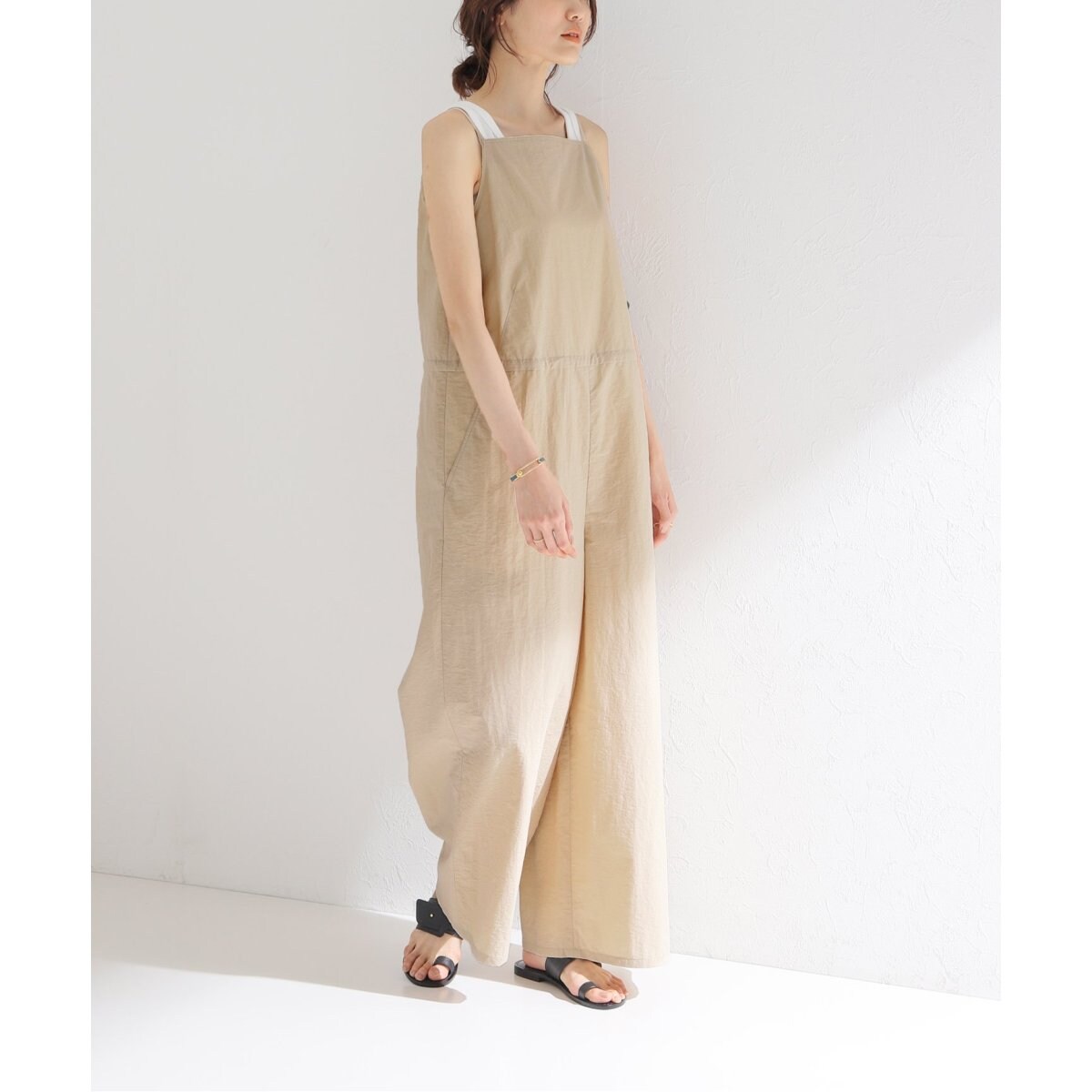 新品タグ付き イエナ キャミオールインワン2023SS ワイドパンツ 38サイズ 新品タグ付き イエナ キャミオールインワン2023SS ワイドパンツ