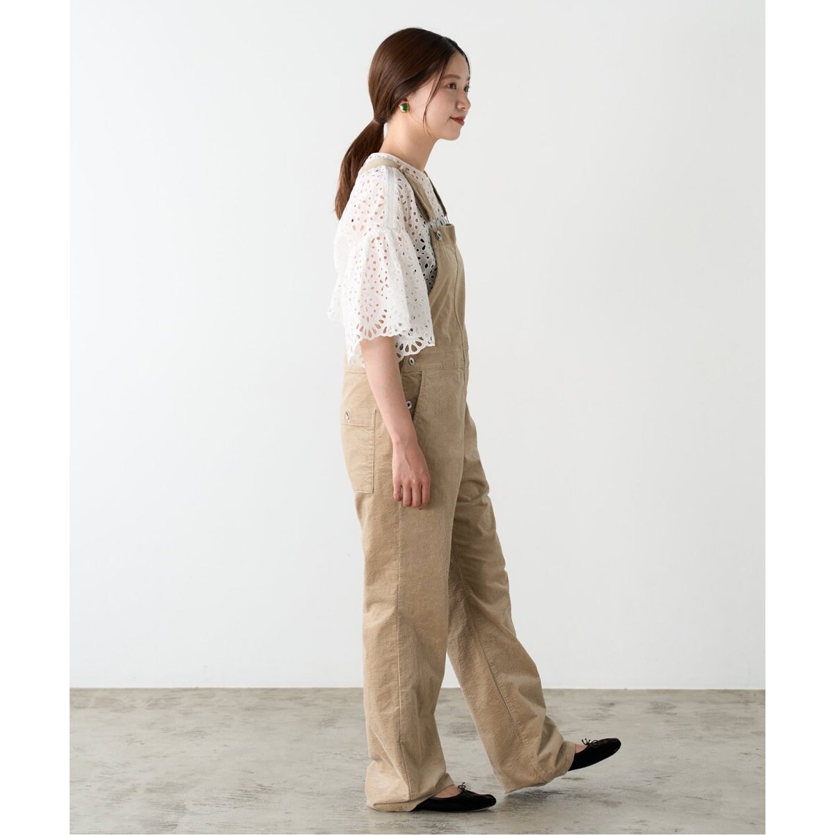 【新品タグ付】IENA カットワークレース ベルブラウス ブラック イエナ 新品タグ付】IENA カットワークレース ベルブラウス ブラック