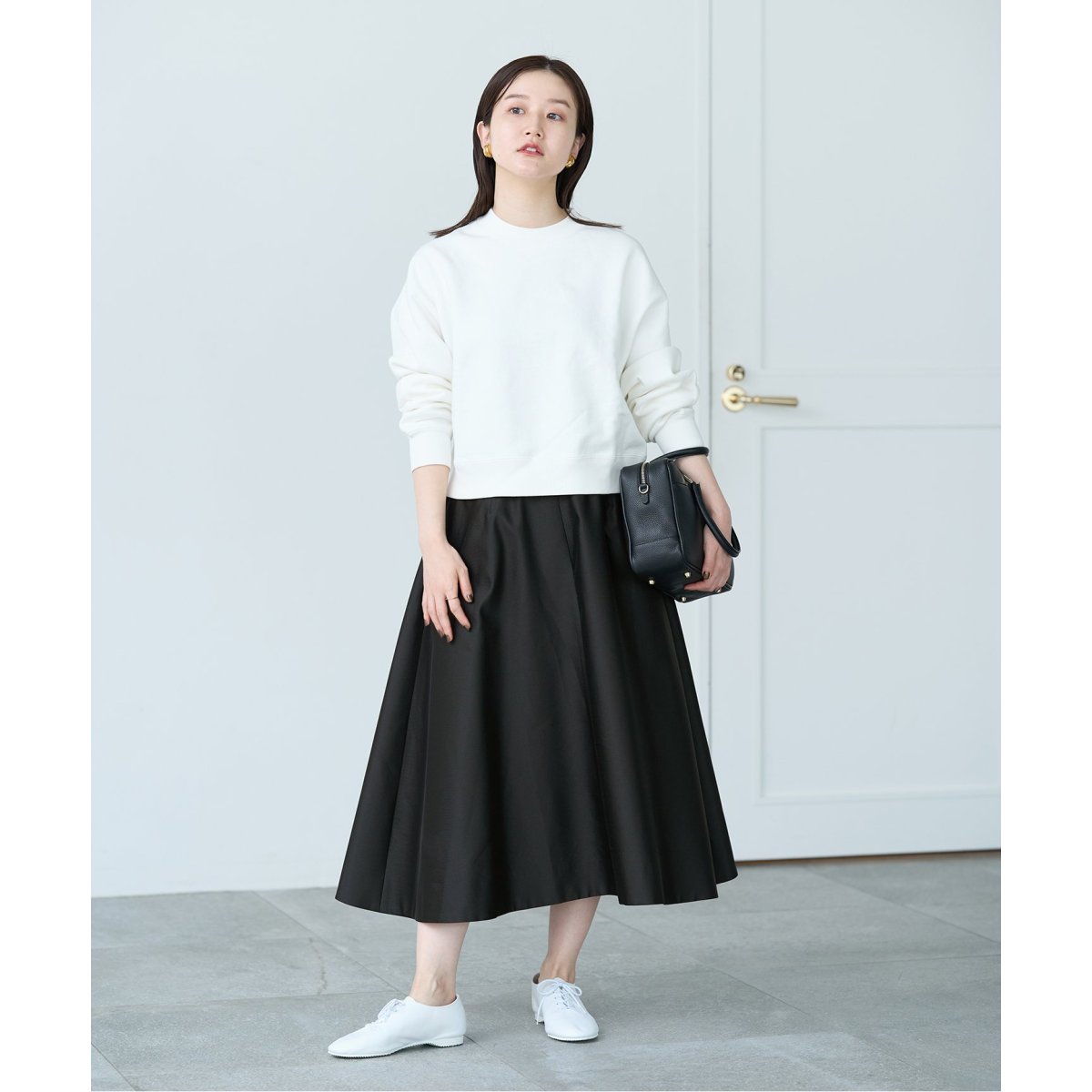 【IENA】&NAVY ポリエステルシルクフレアスカート 36 ネイビー IENA】&NAVY ポリエステルシルクフレアスカート 36 ネイビー