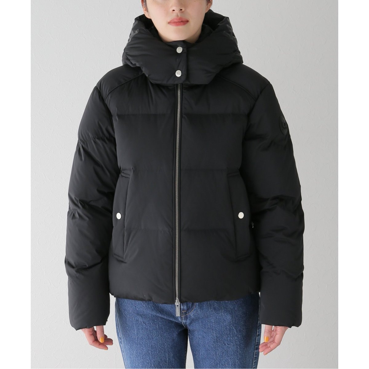 【新品タグ付き】WOOLRICH ALSEA SHORT JACKET Women's Short Alsea Down Jacket in Stretch Nylon with