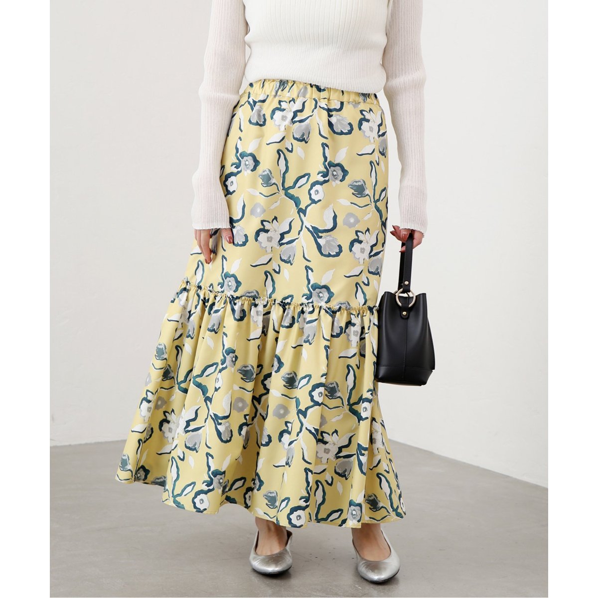 S*カ様 venit IENA 花モチーフスカート venit IENA 花モチーフスカート Flower embroidery スカート | イエナ