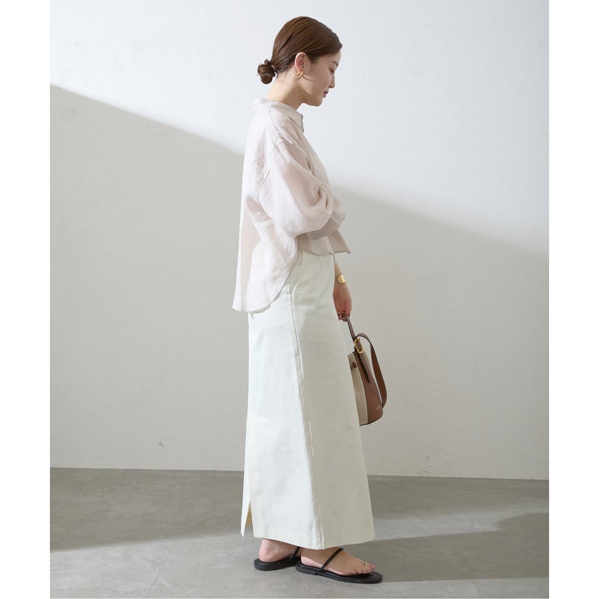 イエナIENA ラミーショートシャツ　ナチュラル IENA（イエナ）の「ラミーショートシャツ（シャツ/ブラウス