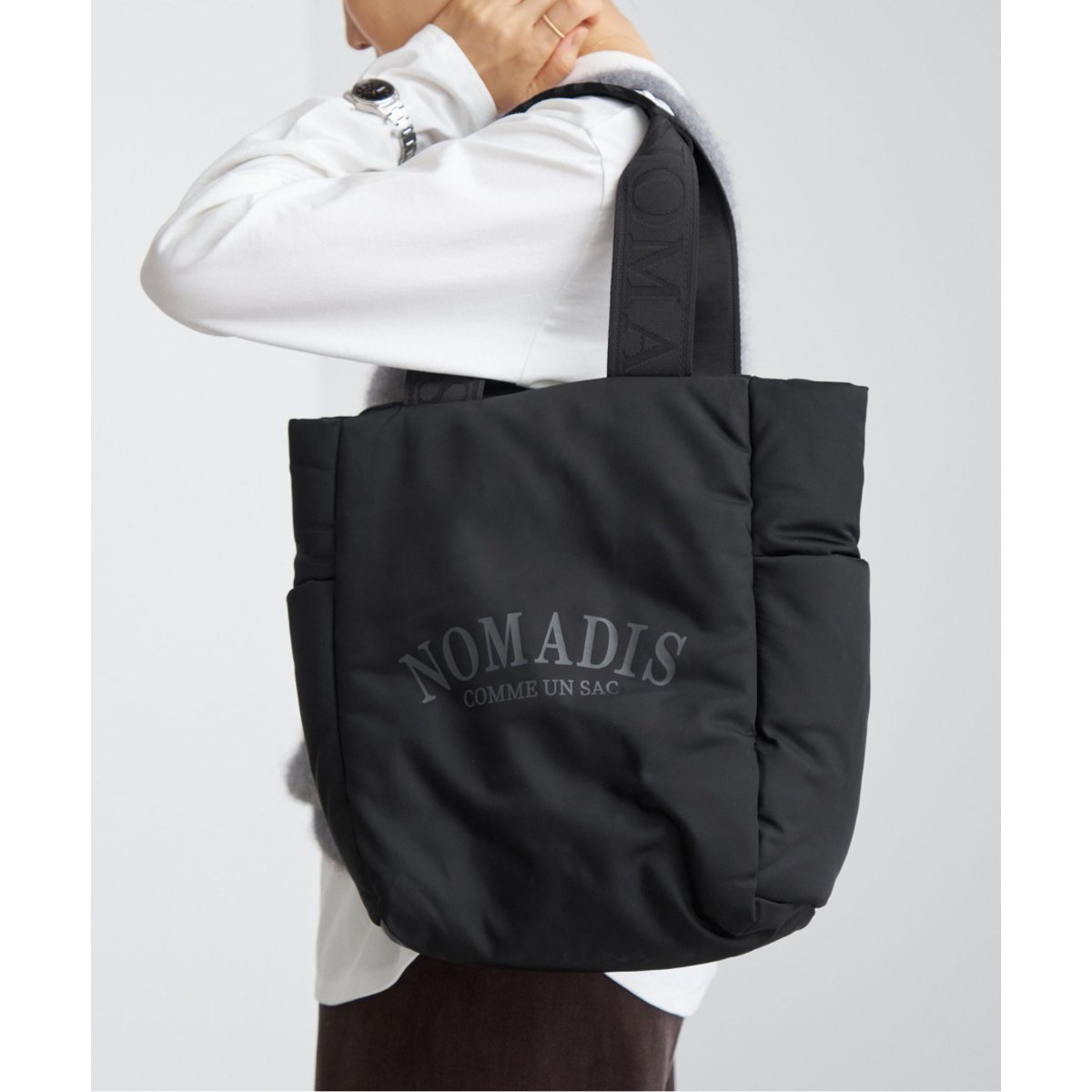 追加》NOMADIS/ノマディス 別注 SAC PADDED トートバッグ | イエナ(IENA) | マルイウェブチャネル