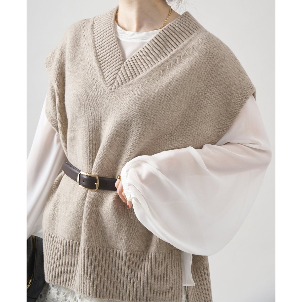 IENA イエナ シアーシフォン リブネックブラウス ホワイト イエナ IENA 《追加》シアーシフォン リブネックブラウス