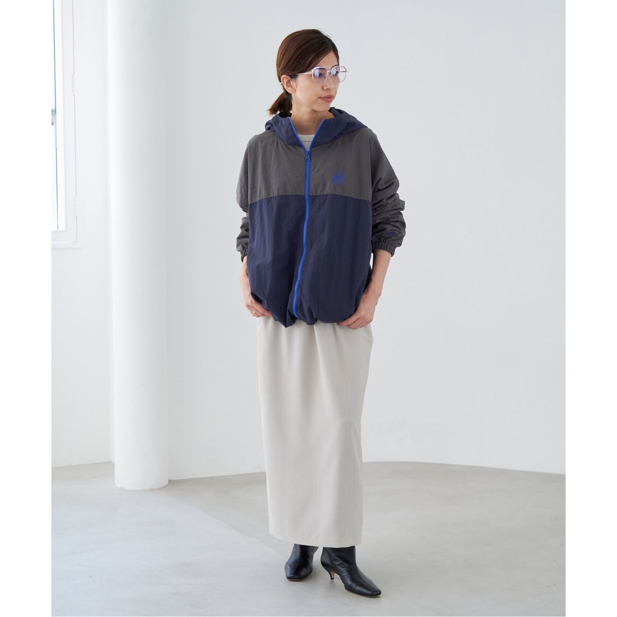 IENA La Hutte/ラユット カラーフードパーカー IENA La Hutte/ラ ユット カラーフードパーカー