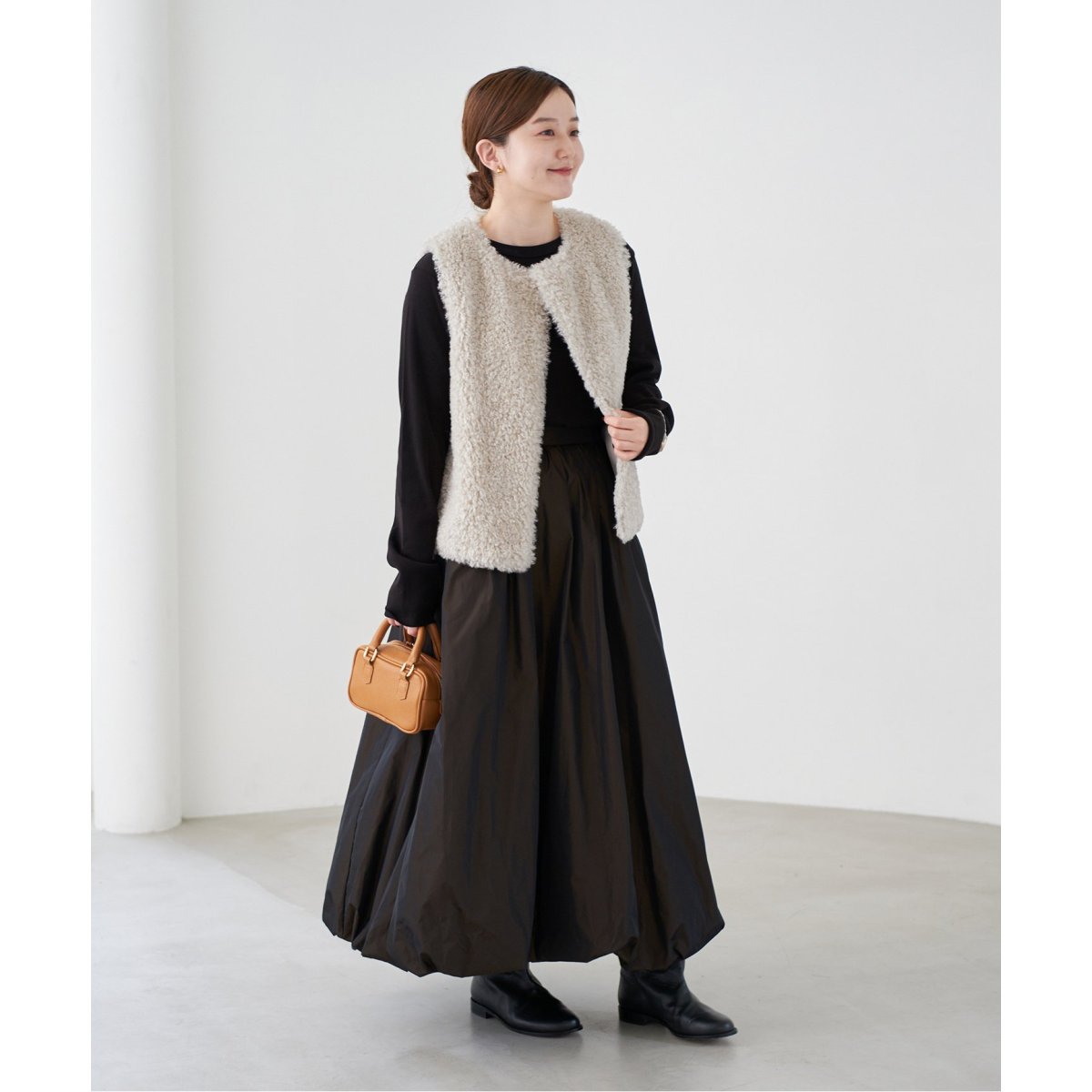 ホワイト様 イエナ（IENA）ECOPEL　完売　カーリーファーベスト　トイプー ホワイト様 イエナ（IENA）ECOPEL 完売 カーリーファーベスト