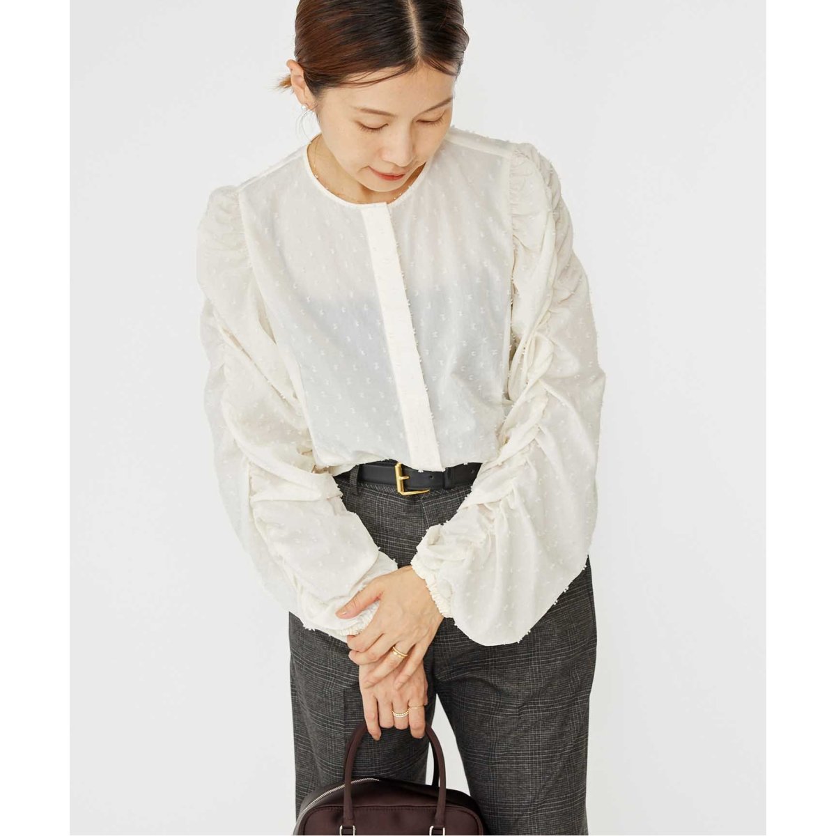 24年 美品 イエナ IENA ドットタフタ シャーリングブラウス 2way 24年 美品 イエナ IENA ドットタフタ シャーリングブラウス 2way