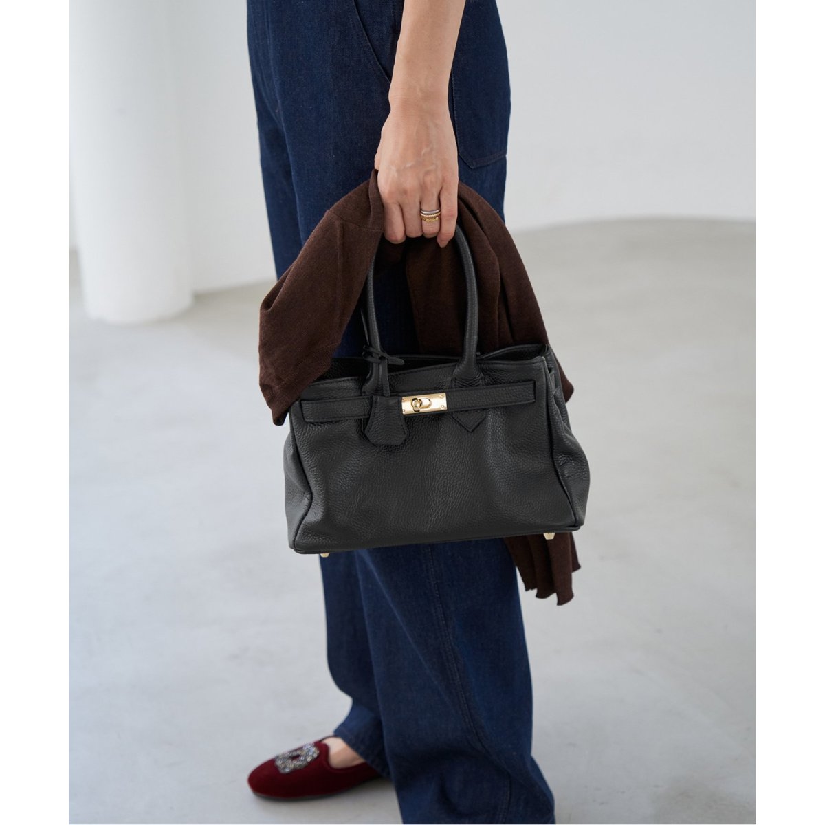 AULENTTI/オウレンティ ベルト付きレザー MIDI BAG バッグ AULENTTI トートバッグ 「AULENTTI/オウレンティ」レザーベルト