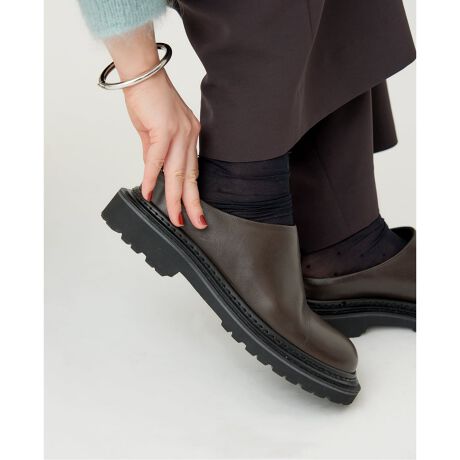 [^:25093910003630][J[iԁFHAILEY SLP7ЃJ[F[J[J[uE(020)FDARKBROWNЃTCYF[J[TCY35.5(355)F35.536.5(365)F36.537.5(375)F37.5yPIPPICHIC/sbsVbNzfUCi[̍tq肪V[YuhuPIPPICHIC (sbsVbN)vBu㎿ŃfUĈV[Y̓͂iœ͂vƂvX^[gBg̋ChƁgKvȂ́he[}ɁÃV[C[WȂAVGbgƗSnǋĂB̏íAIENAł̎舵ɂȂ܂BړX܂ւ₢킹̍ۂIENAX܂ւ肢v܂B舵ɂẮAiɂĂi\łmFBƖ̊֌WɂAۂFČꍇ܂B܂p\REX}[gtHȂǂ̊ɂA኱iƉ摜̃J[قȂꍇ܂Bi̐F́AiAbv摜QƂB