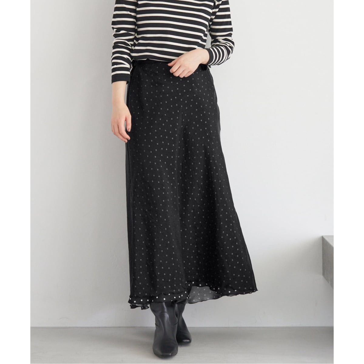 IENA イエナ リネン トラぺーズイージースカート ブラック 34 美品 IENA イエナ リネン トラぺーズイージースカート ブラック 34 美