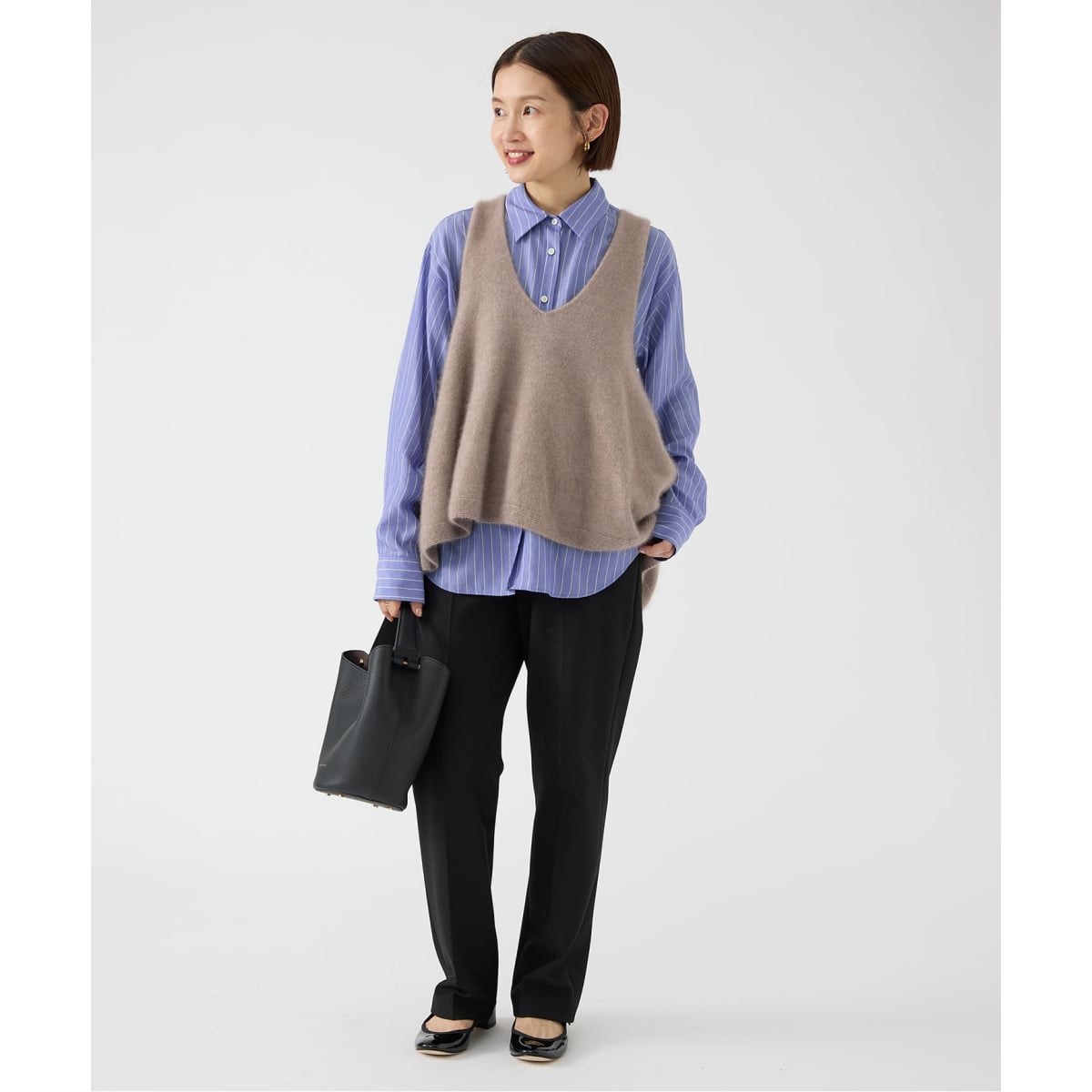 本日特別価格！今期1回着用enrica フレアニットトップス 本日特別価格！今期1回着用enrica フレアニットトップス