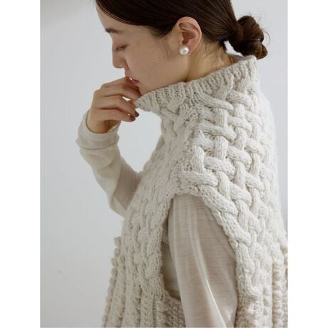 [^:25080900313040]y2025AWzIENA҂݂Ȃł͂̂ʂA\LȃÃjbgWBANEE[EApJuh_炩ȕŁAd˂邾œ~炵݂YĂ܂B^[glbÑfUC񌳂₳݁AVvȃgbvXɏd˂ĂƐVNȃX^COɁB{[̂ҒnȂAWȂ̂ŒԂꂵɂAG߂̃ANZgACeƂĊ􂵂܂Bi`͏_炩ȈۂɁAubNA͕Ғn̉ʂۗ[hȕ͋CɁB̃X^CɂЂƂ̋GߊvXĂA~̃C[hɕ֗ȈꖇłB舵ɂẮAiɂĂi\łmFB̏íAIENAł̎舵ɂȂ܂BړX܂ւ₢킹̍ۂIENAX܂ւ肢v܂BƖ̊֌WɂAۂFČꍇ܂B܂p\REX}[gtHȂǂ̊ɂA኱iƉ摜̃J[قȂꍇ܂B\߂Bi̐F́AiAbv摜QƂBfTCY:g:163cm pTCY:t[