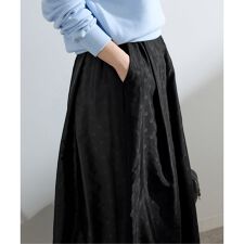 ドットジャガード タックフレアスカート