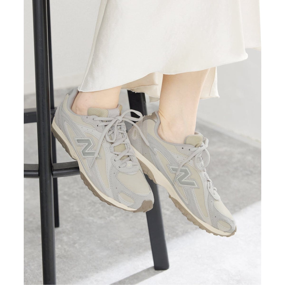 [�}���C]NEW BALANCE/�j���[�o�����X 204L �X�j�[�J�[/�C�G�i�iIENA�j �z���C�g
