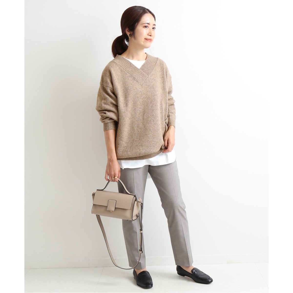 美品】IENA alvana/アルヴァナ 別注YAKWOOL Vネックニット | serpwars.com