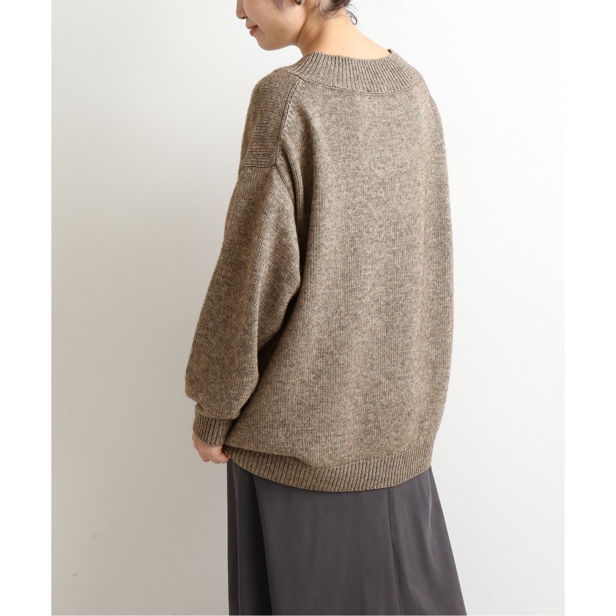 美品】IENA alvana/アルヴァナ 別注YAKWOOL Vネックニット - トップス