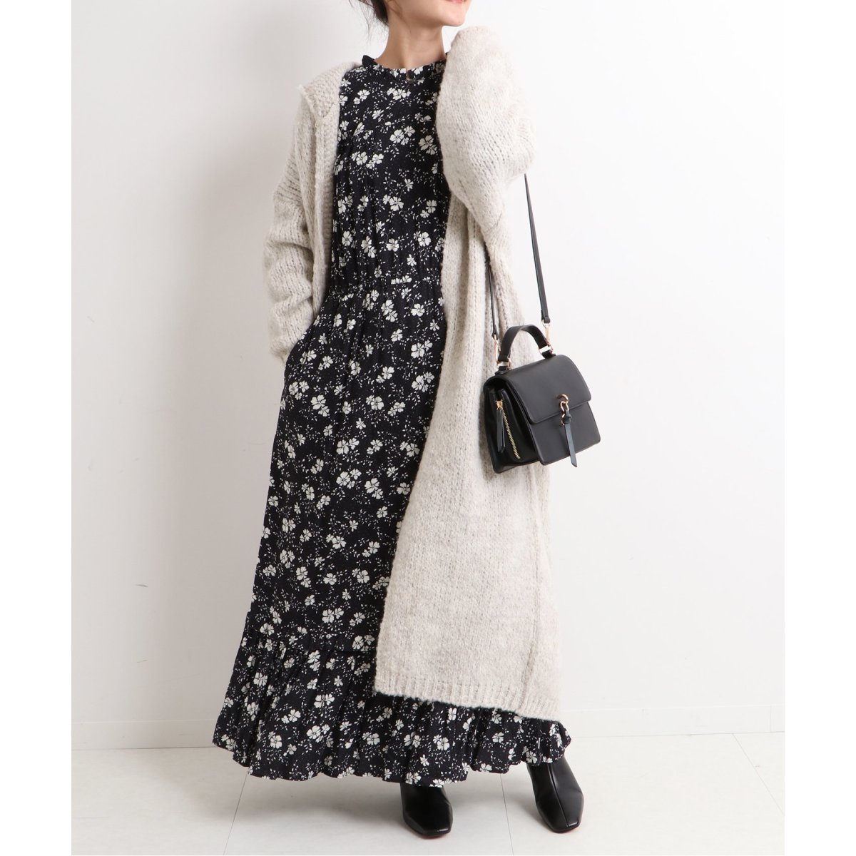 新品タグ付き✨SLOBE IENA フラワープリントワンピース 花柄