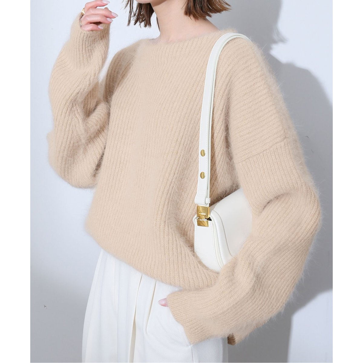 SLOBE IENA フラッフィーアンゴラ混プルオーバー　ブラウン フラッフィーアンゴラ混プルオーバー | スローブ イエナ(SLOBE