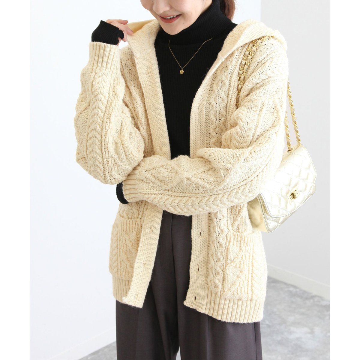 SLOBE IENA OldderbyKnitwearアランフーディカーディガン SLOBE IENA（スローブイエナ）の「【Oldderby Knitwear/オールド