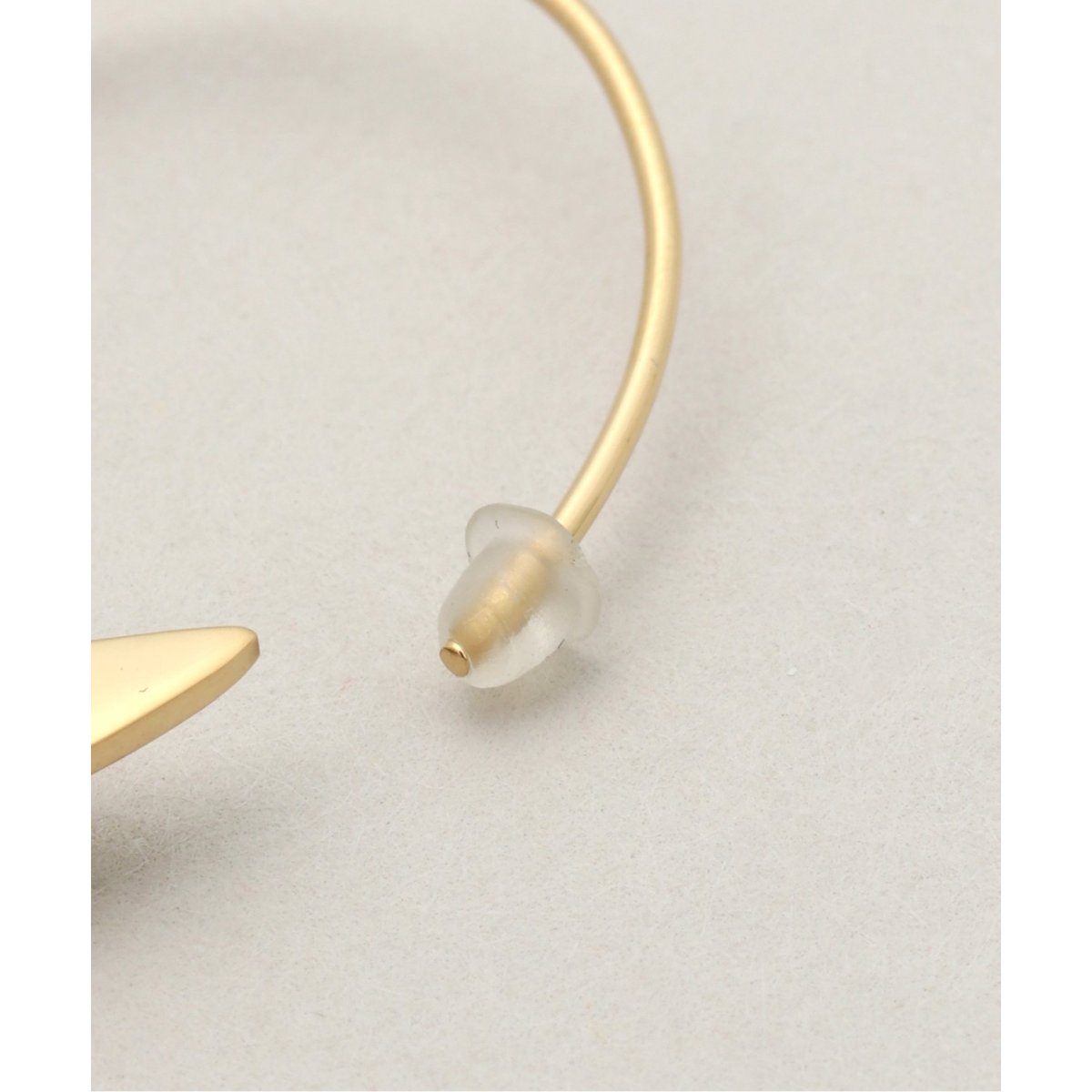 美品✨SLOBE IENA SOKO ソコハーフムーンピアス ゴールド 楽天市場】【SOKO/ソコ】ハーフムーンピアス SLOBE IENA