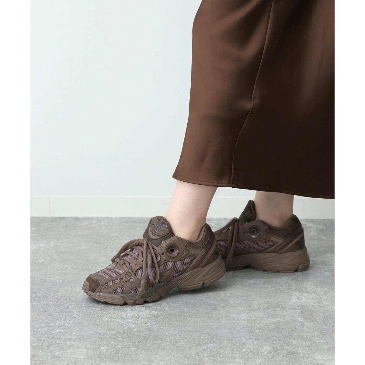 adidas/アディダス 表れる ASTIR W JQ2587