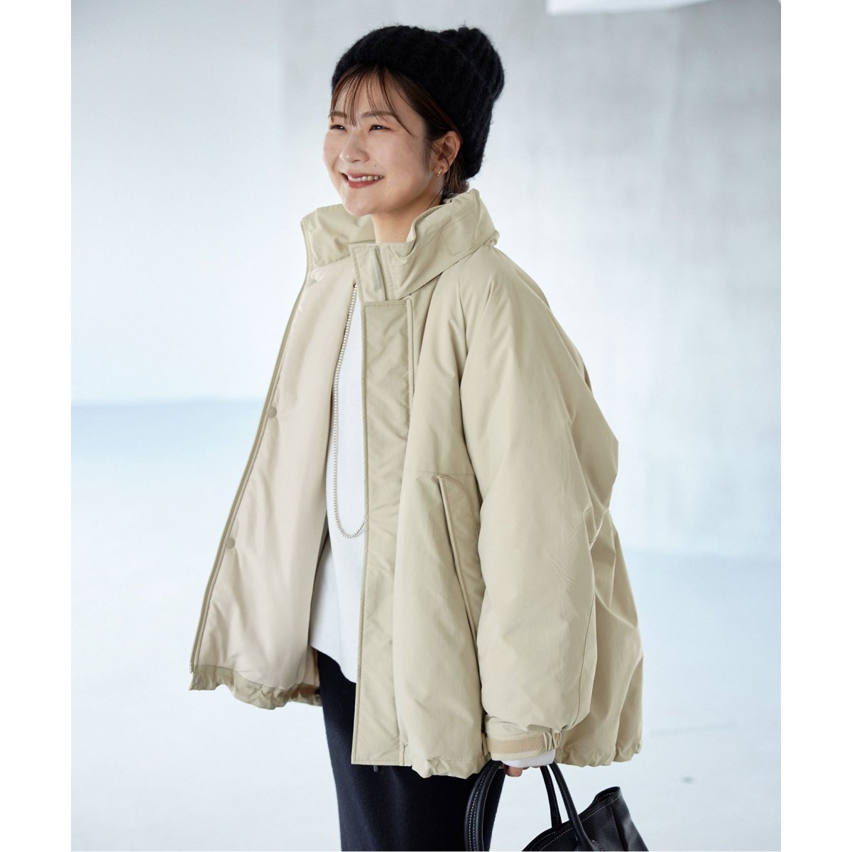 SLOBE IENA ポリエステルタッサー中綿モンスターパーカーブルゾン 黒 SLOBE IENA（スローブイエナ）の「ポリエステルタッサー中綿